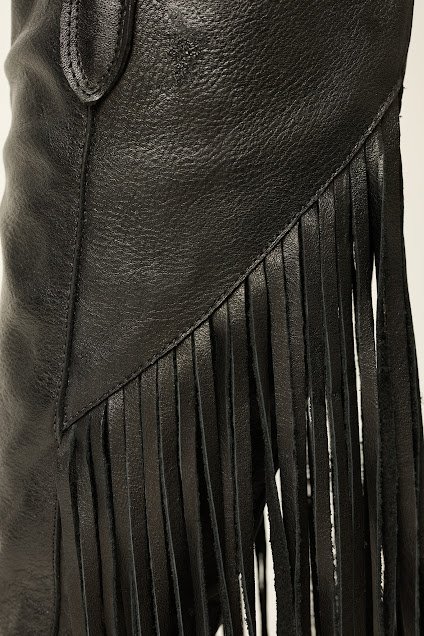 bota fleco negras caña alta