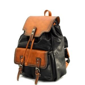 Mochila símil cuero color Verde Terracota varias reparticiónes ideal para estudio oficina