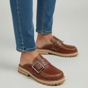 zueco urban buckle mule