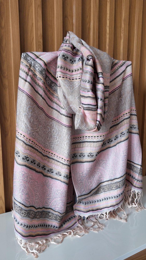 Pashmina Estampada – Colección Essential - Imagen 6